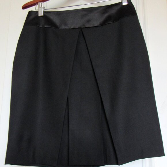 BCBG Maxazria Wool(98%) Skirt 2 Black Paper bag, lined - Picture 1 of 6